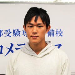 大藏亮介さん
